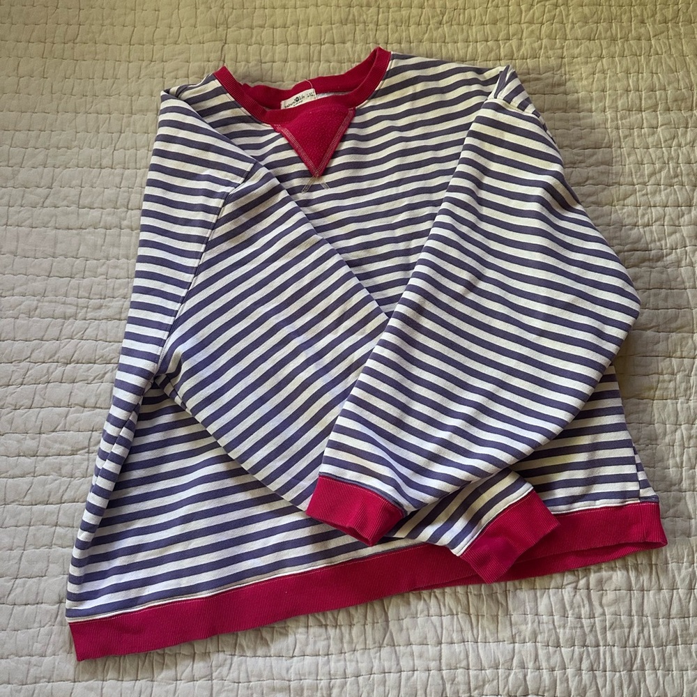 Oversized Striped Sweatshirt